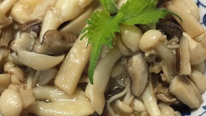清炒蘑菇