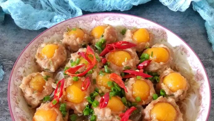 银丝抱金球