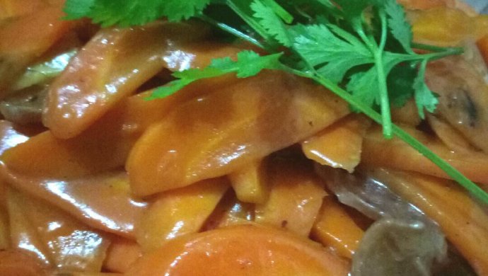 蜡肠炒红萝卜