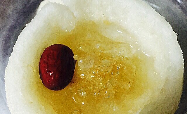 冰糖蜂蜜炖雪梨