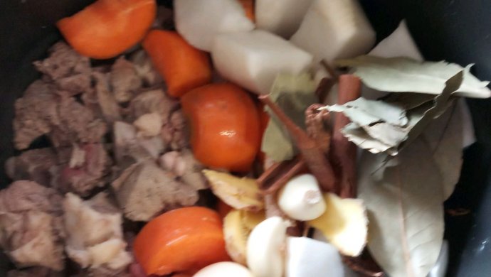 萝卜黑豆炖羊肉
