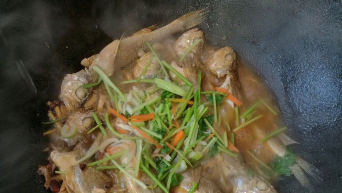 炖黄花鱼