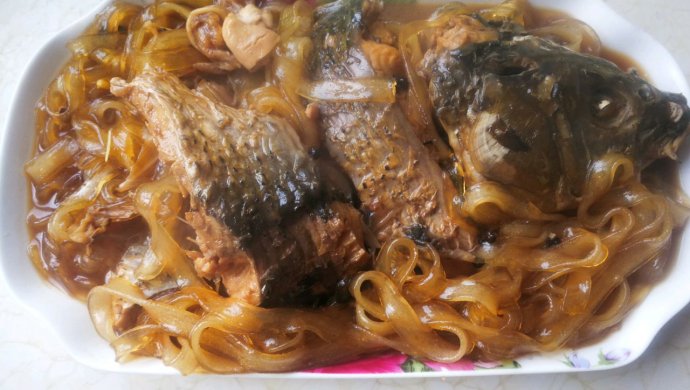 鲤鱼炖粉条