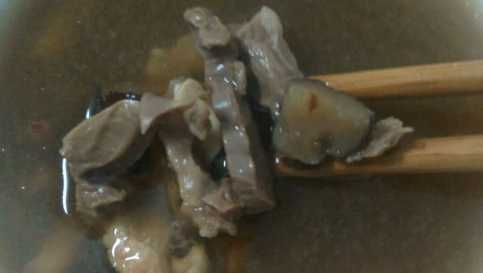 党参红枣炖猪心