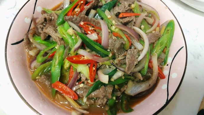 洋葱牛肉