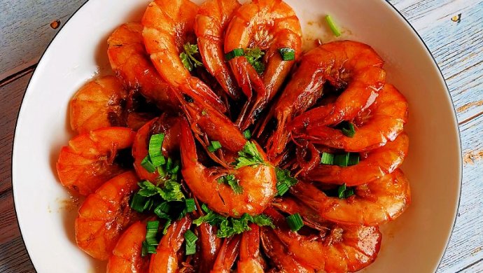 年夜饭必备油爆大虾