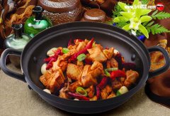 【干锅鸡的做法】干锅鸡怎么做好吃?