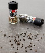 【胡椒粉是什么】胡椒粉的作用_胡椒粉的花椒粉的区别